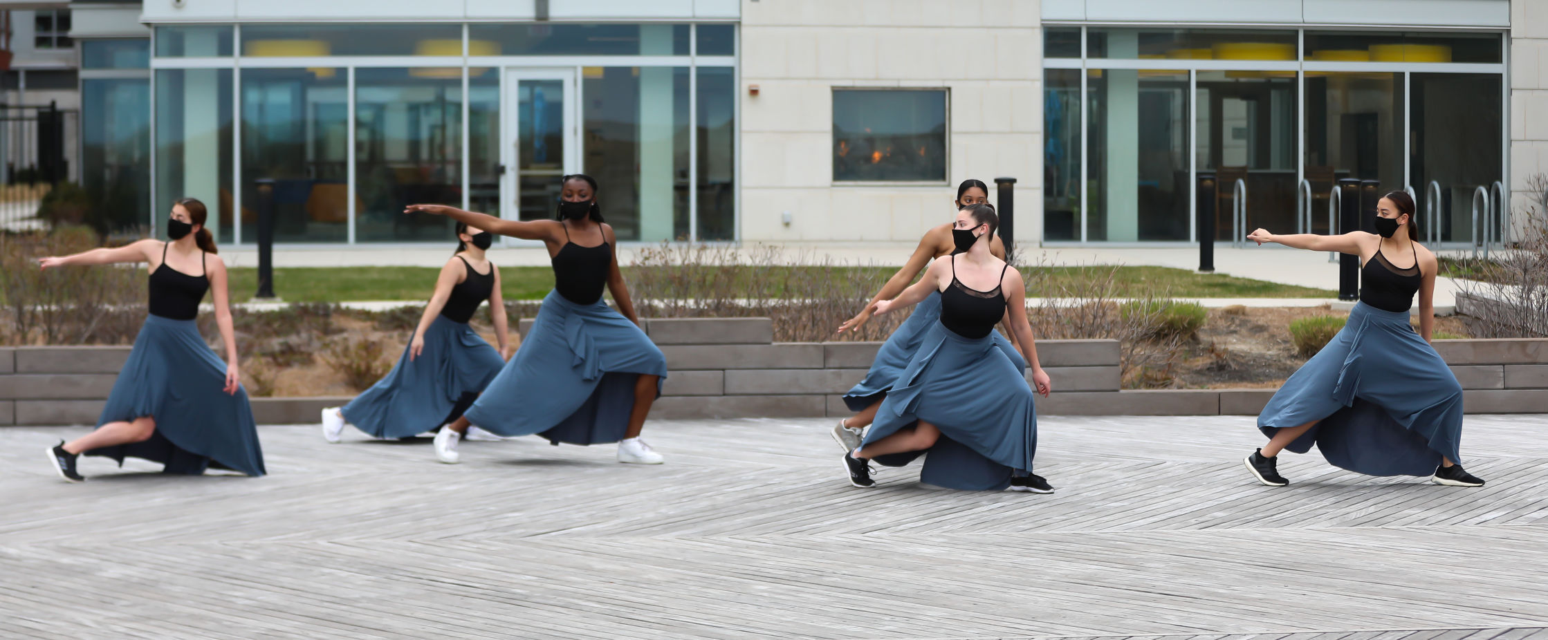 041021_nws_stocktondance